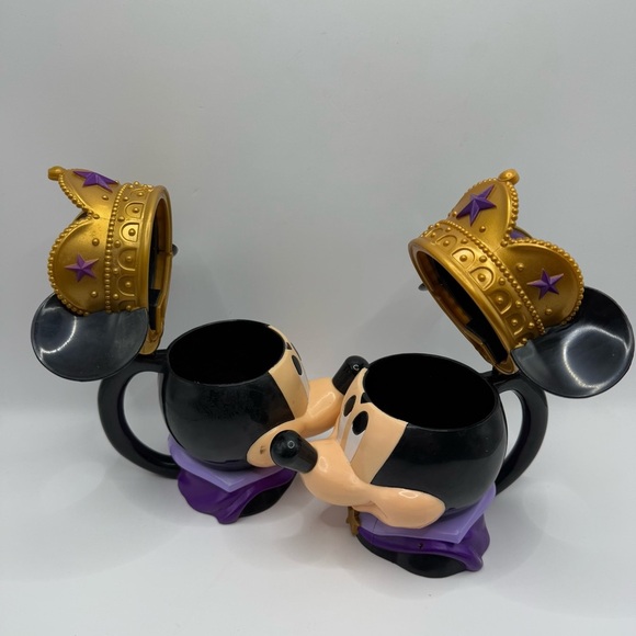 Set of 2 Disney On Ice Mickey Mouse Flip Top King Crown Souvenir Mug Cup Plastic - Picture 2 of 8
